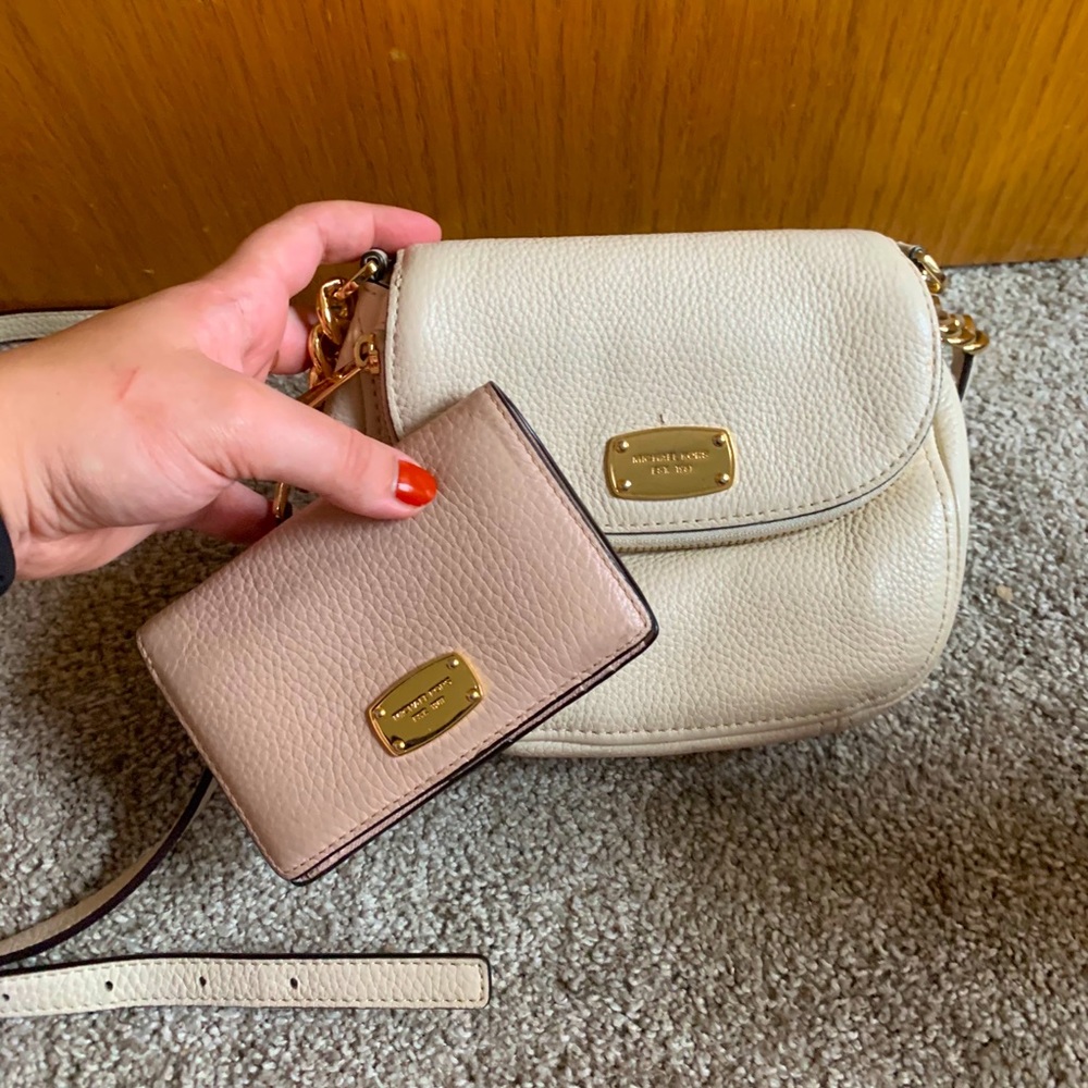 Micheal Kors crossbody purse and wallet